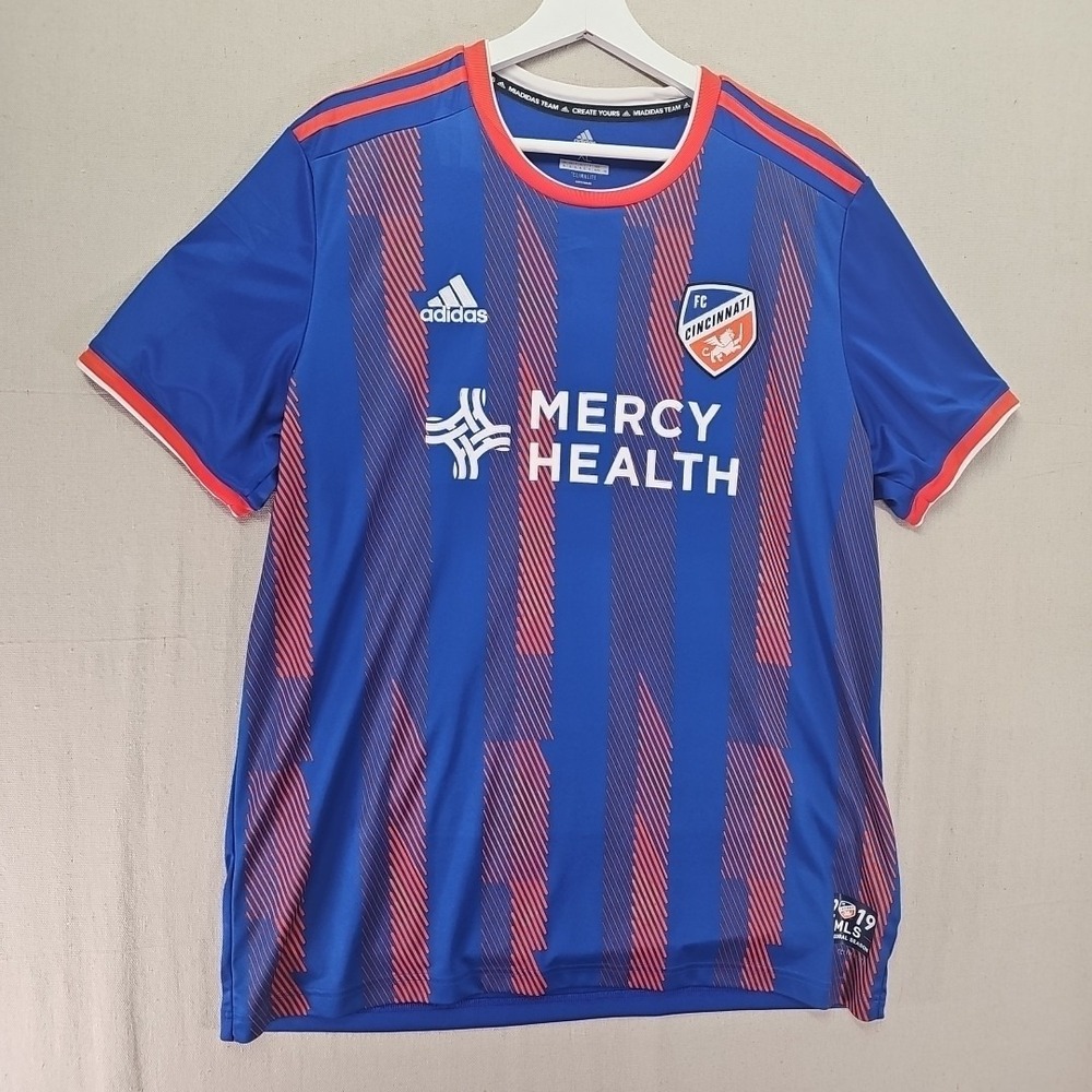 Adidas FC Cincinnati 2019 MLS Inaugural Season Mercy Health Soccer Jersey Men XL